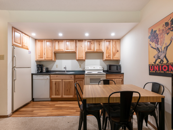 Copper MTN Center village pet friendly one bedroom Ski in Walk out